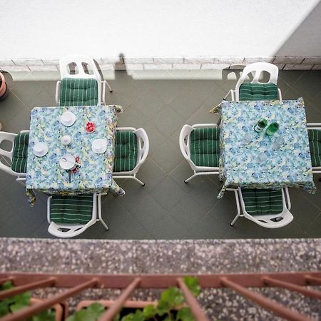 Rooms Dragica Palit Exterior photo
