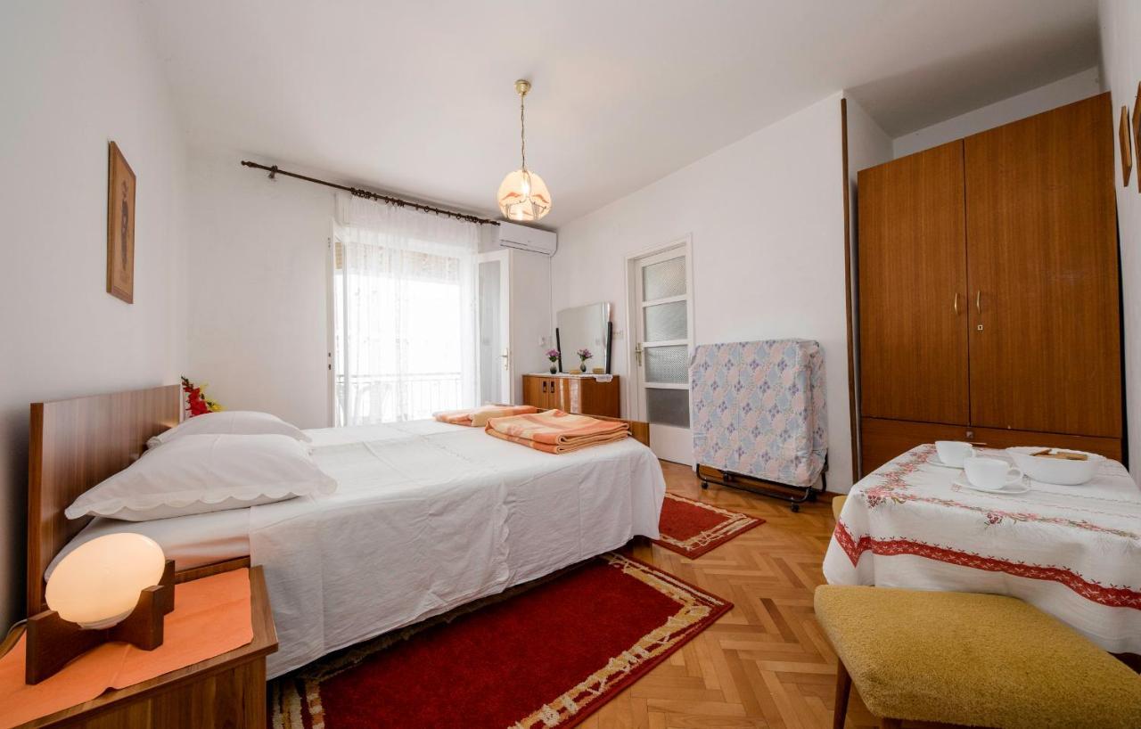 Rooms Dragica Palit Exterior photo